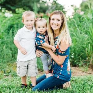 Meet your Posher, Lacey